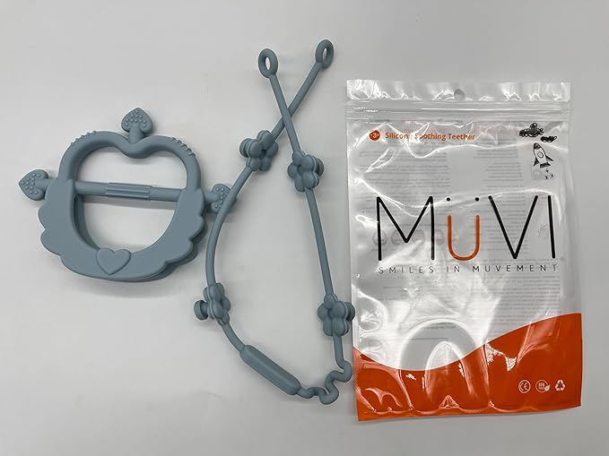 Pack mordedor bebé corazón de silicona orgánica en color rosa pastel sobre fondo blanco.